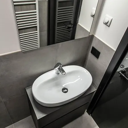Lejlighed Exclusive 130 Mq With Lake And Domo View + Terrace