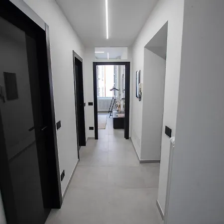 Exclusive 130 Mq With Lake And Domo View + Terrace Lejlighed *